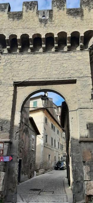 Mentana Residenza Nel Borgo Romano מראה חיצוני תמונה
